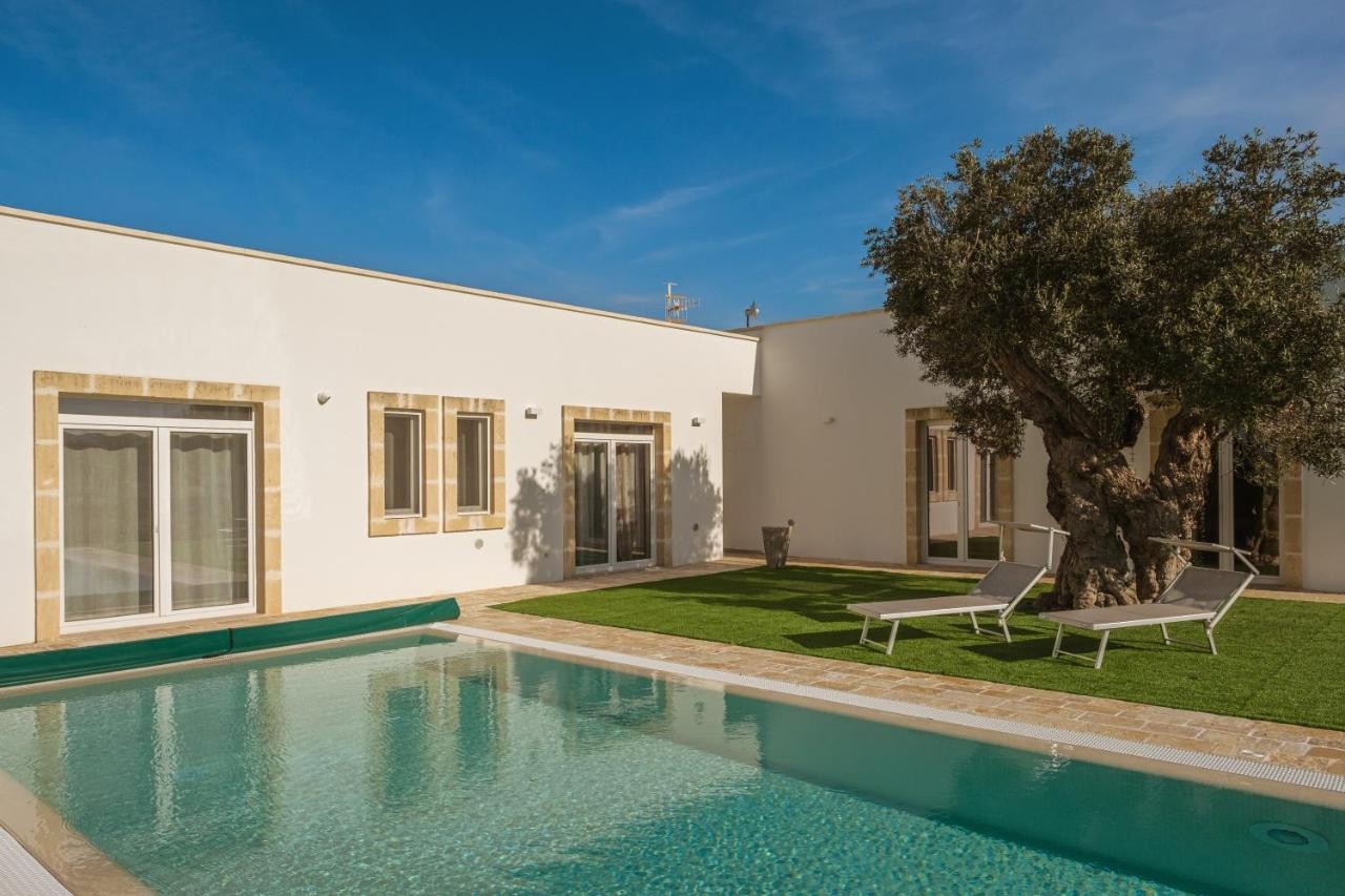 Villa Di Mola Egnazia and Pool